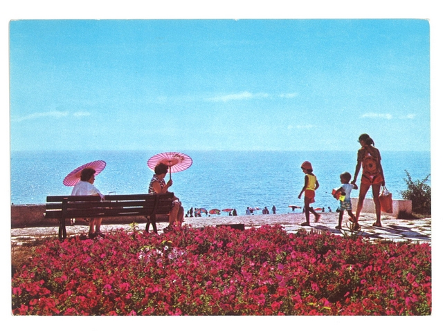 1990-2 - Mangalia Nord - Venus. Spre plaja